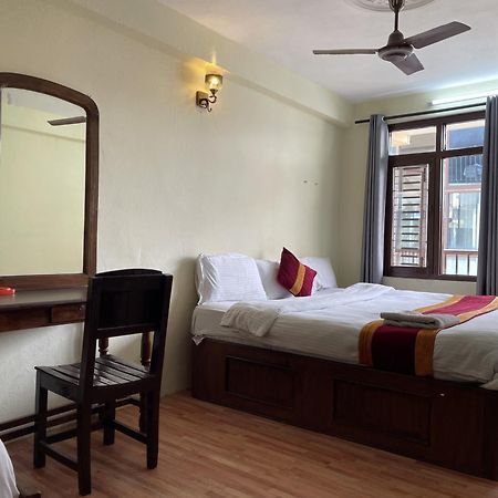 Holy Land Hotel Nepal Kathmandu Buitenkant foto