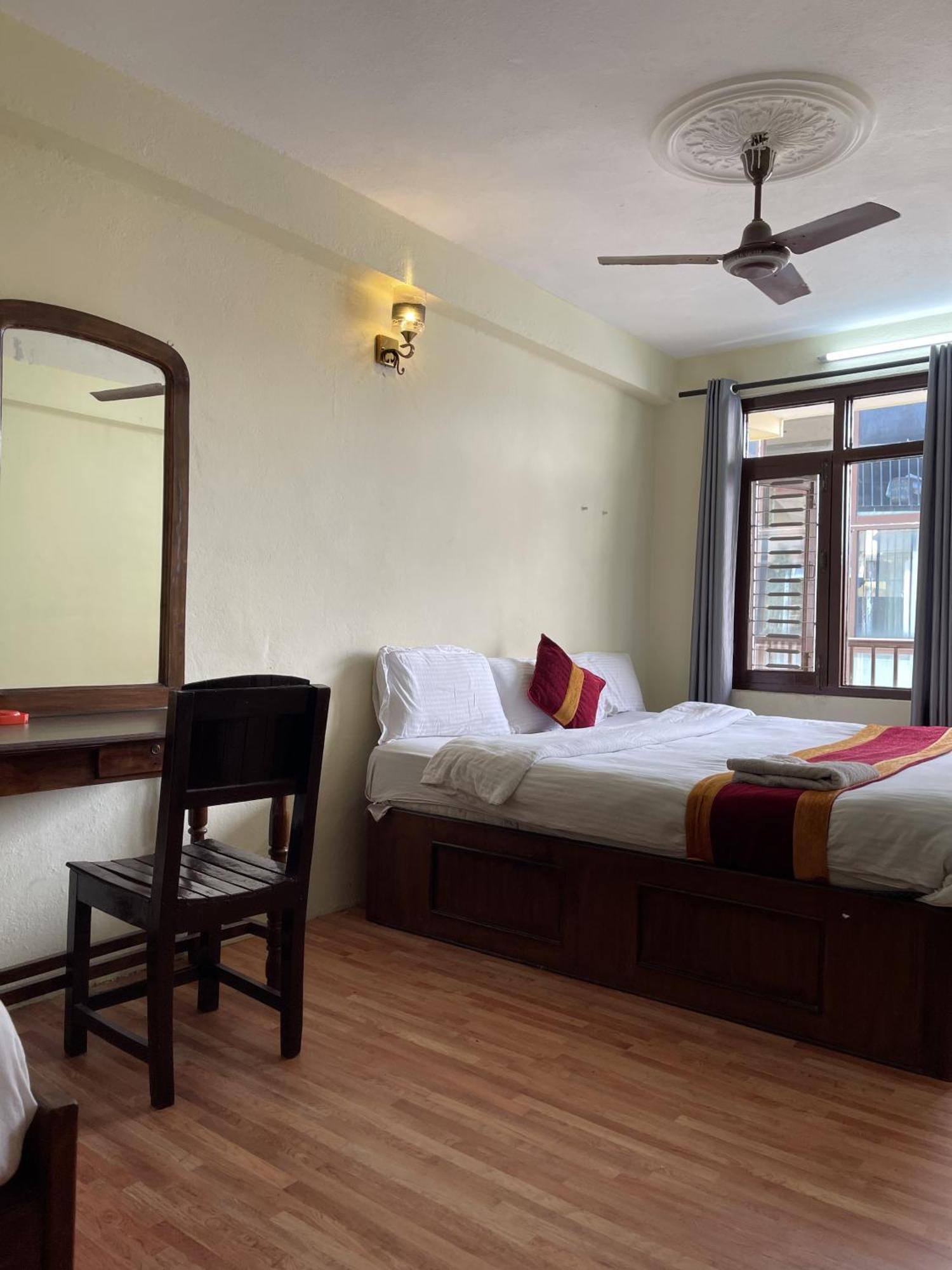 Holy Land Hotel Nepal Kathmandu Buitenkant foto