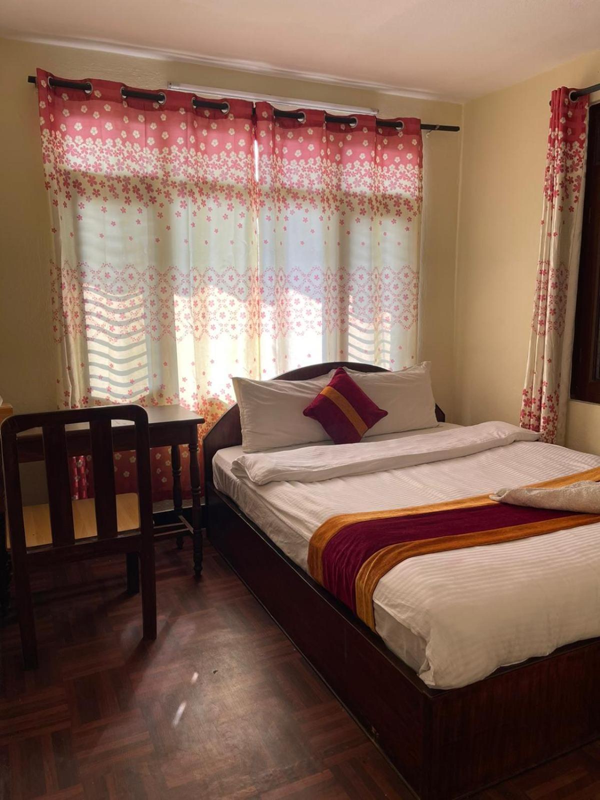 Holy Land Hotel Nepal Kathmandu Buitenkant foto