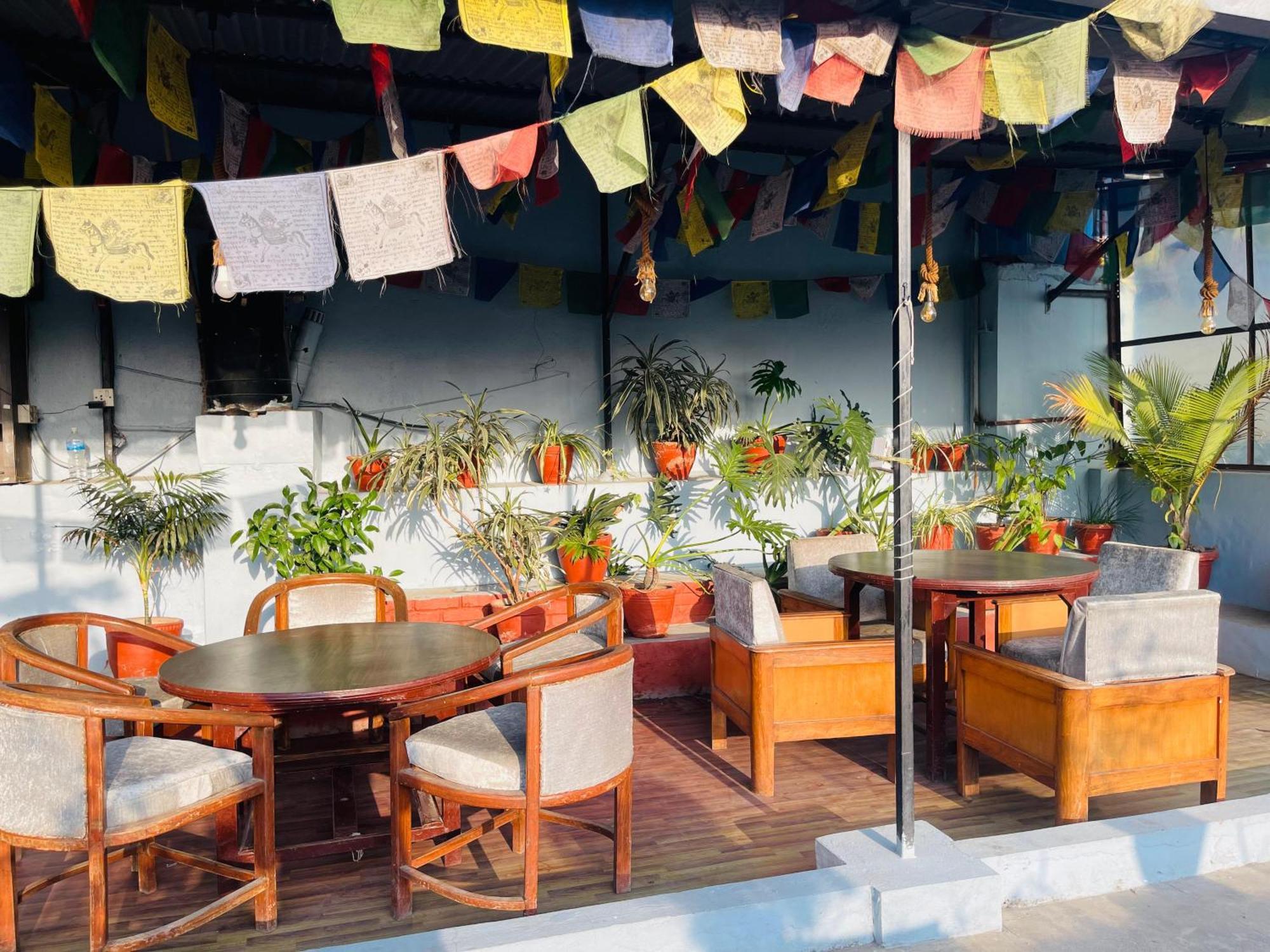 Holy Land Hotel Nepal Kathmandu Buitenkant foto